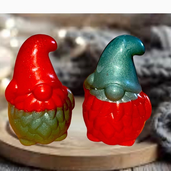 Christmas Santa Gnome Soap Bar, Holiday Soap, Guest Soap, White Elephant Gift - Picture 6 of 16